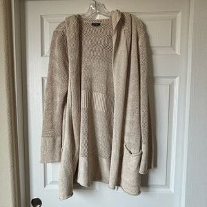 Eddie Bauers Cozy Beige Knit Sweater